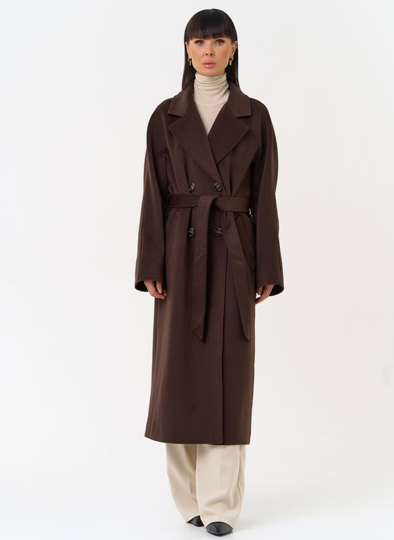 Женское двубортное пальто с поясом