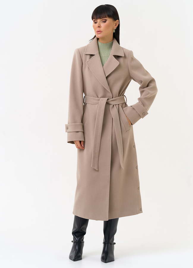 Женское пальто бежевого цвета с поясом модель № 31558 меха малина