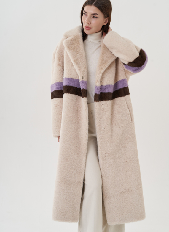 Женское пальто из эко меха 