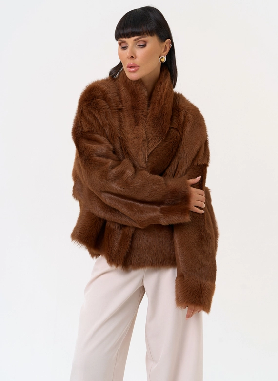 Яркая натуральная дубленка