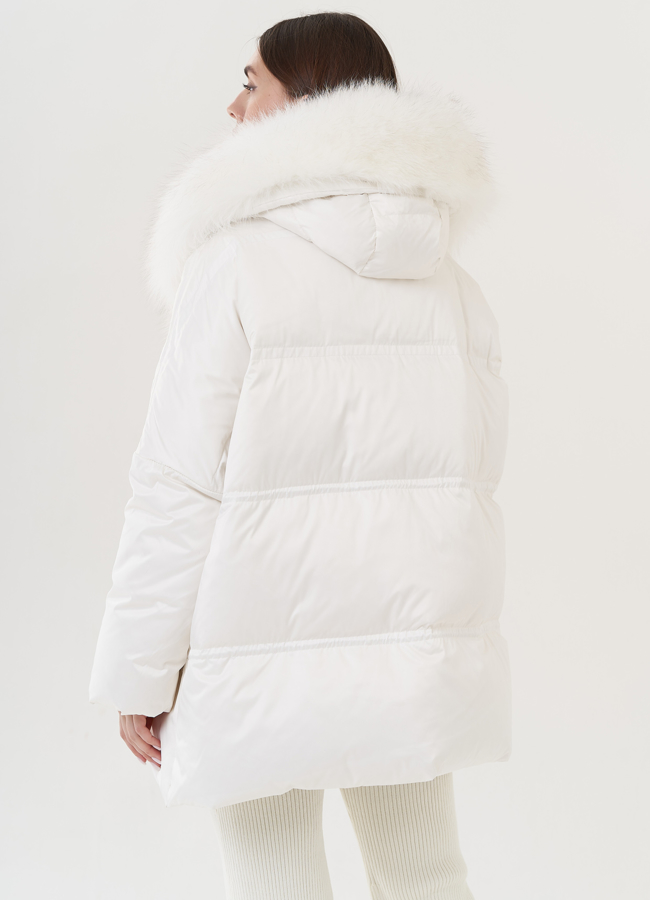 Пуховик женский с капюшоном  модель № 25938 универмаг малина